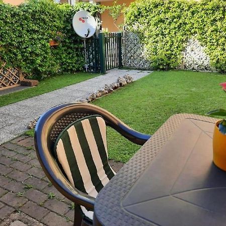 La Casa Di Davide Con Giardino E Garage Lägenhet Verona Exteriör bild