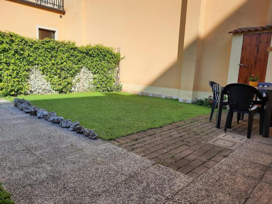 La Casa Di Davide Con Giardino E Garage Lägenhet Verona Exteriör bild