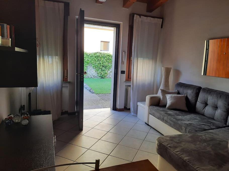 La Casa Di Davide Con Giardino E Garage Lägenhet Verona Exteriör bild